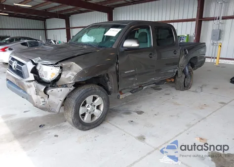2013 Toyota Tacoma Base V6 z USA, uszkodzony, nr VIN 3TMLU4EN4DM118438